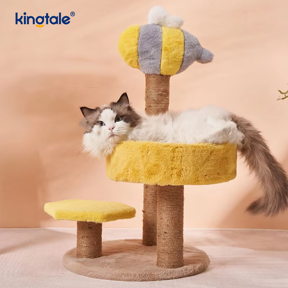 Tiragraffi con lettino per gattini piccoli da interno