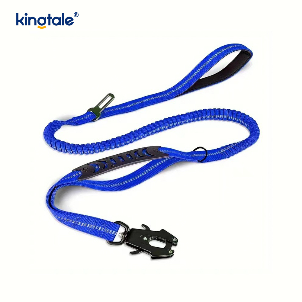 Guinzaglio per cani resistente 4 in 1 con cintura di sicurezza per auto e morbida impugnatura imbottita Guinzaglio per cani resistente 4 in 1 con cintura di sicurezza per auto e morbida impugnatura imbottita