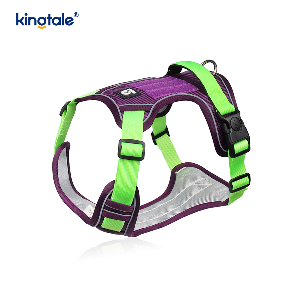 Pettorina per cani sportivi traspiranti e riflettenti con rivetti in nylon