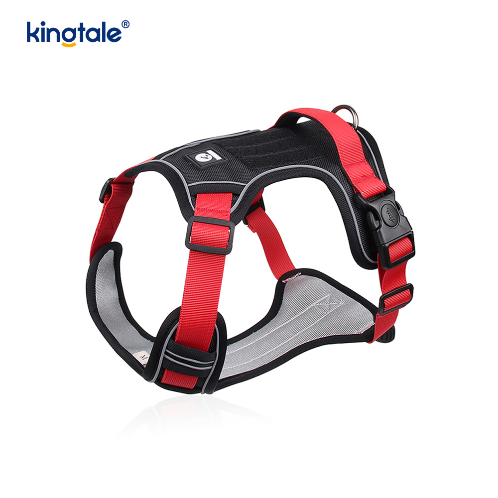 Imbracatura sportiva traspirante regolabile riflettente con rivetti in nylon con guinzaglio per cani